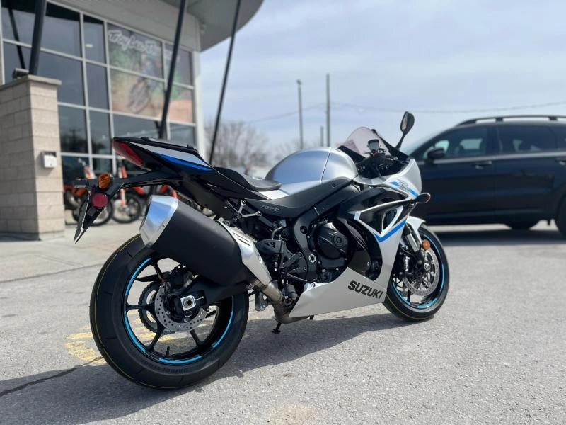 Suzuki Gsx-r1000a 2025 alt