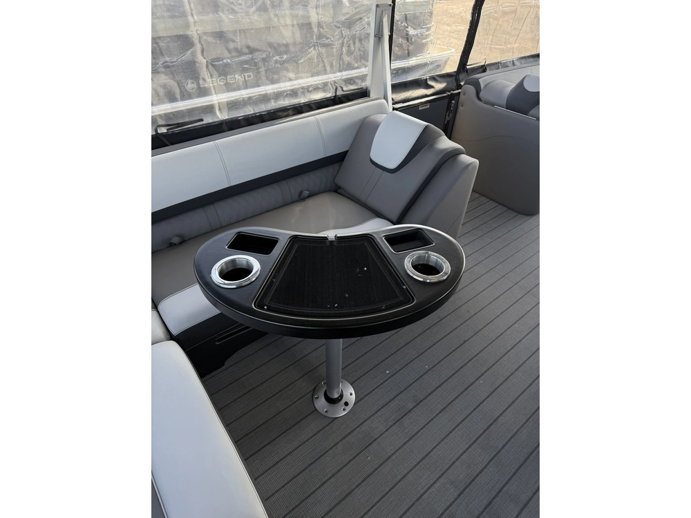 2023 Legend V-series Aqua Tower Sport Pro W/ Full Enclosure, 115 Exlpt 4s Merc