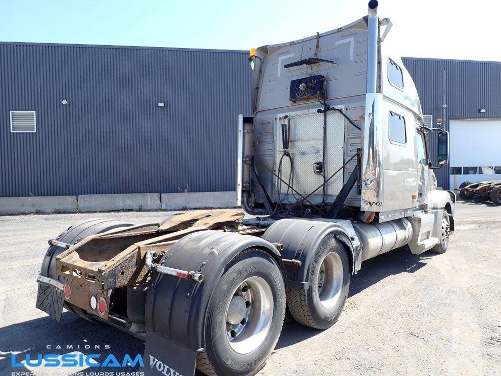 Volvo Vnl880 2006