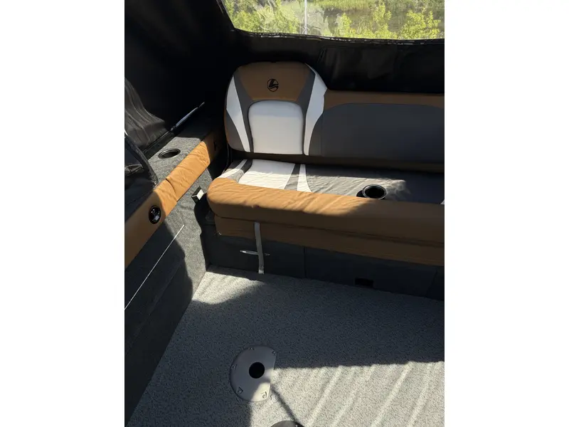 Legend X18 w/ 90 ELPT 4S Merc, galv trailer & bow to stern cover 2024