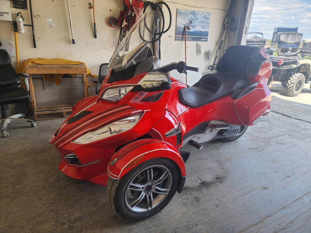 2012 Can-am Spyder Rt Ses Audio alt