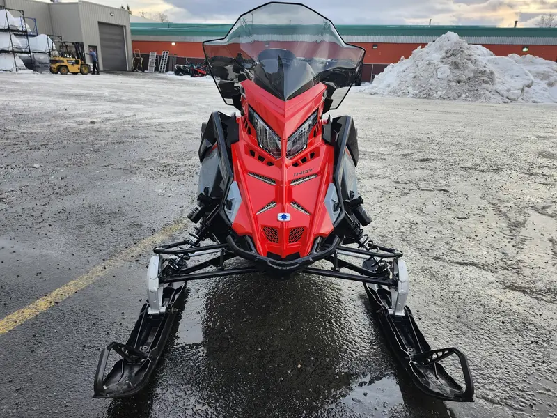 2025 Polaris ProStar S4 INDY Adventure 137 - Electric Start & 7S Display