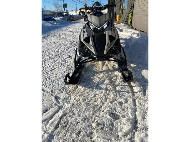 2019 Arctic Cat M 8000 153 MC US BLK