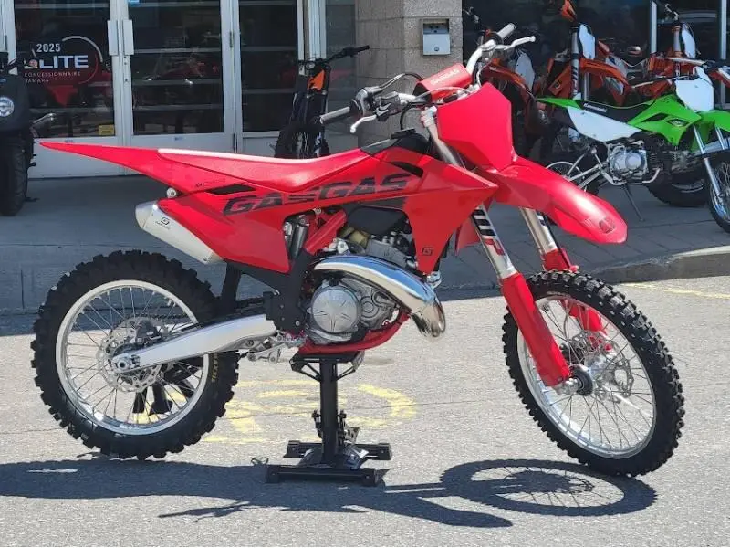 2025 GASGAS MC 300 thumbnail 3