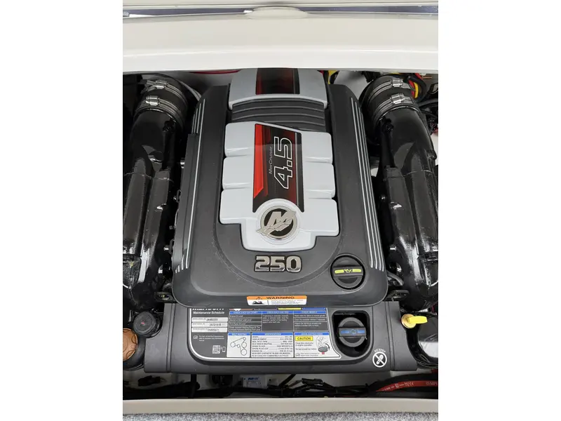 Four Winns H1 MERCRUISER 4.5L 2025
