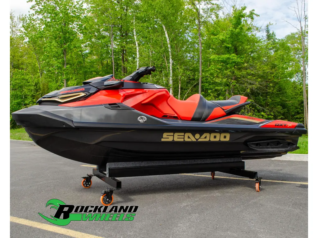 2019 Bombardier SEADOO RXT X 300 - 43 HOURS 