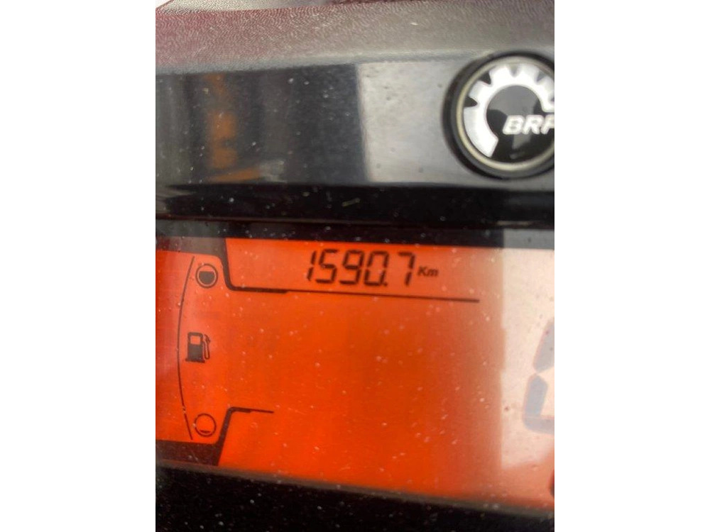 2021 Ski-doo Summit alt