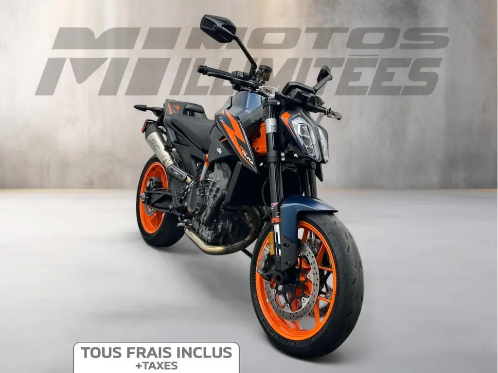 2023 KTM 890 DUKE R