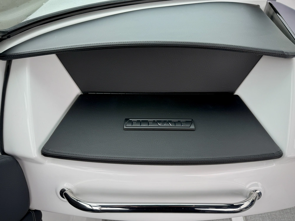 2025 Four Winns H1 Mercruiser 4.5l alt