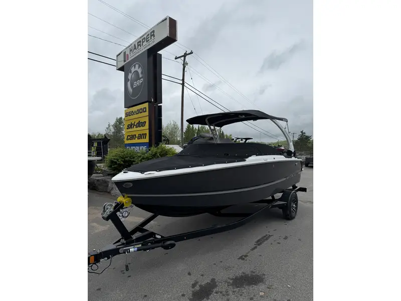 Four Winns H1 MERCRUISER 4.5L 2025