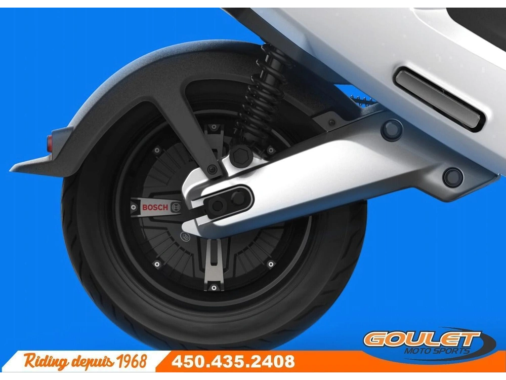 2022 Niu Mqi+ Sport 42a E-scooter alt