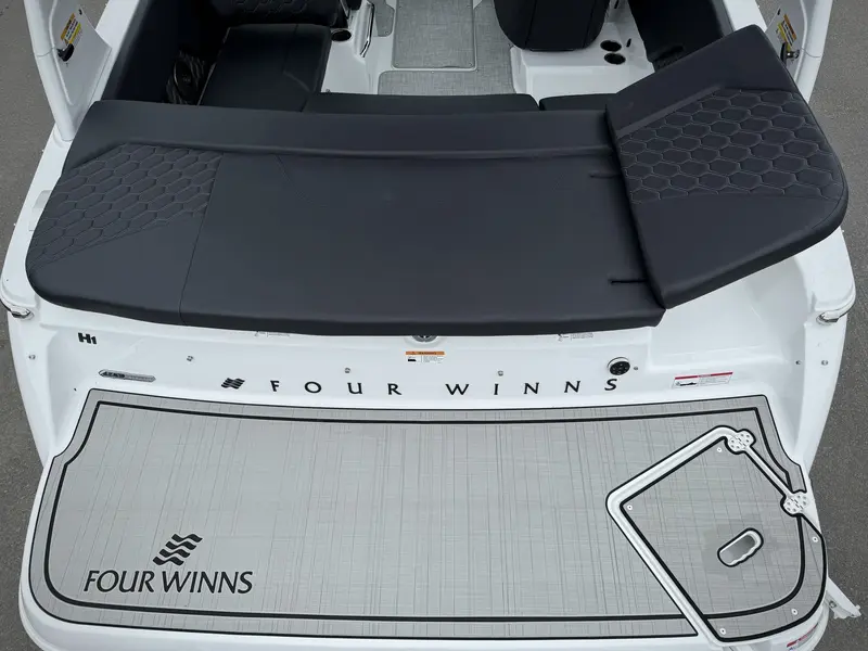 Four Winns H1 MERCRUISER 4.5L 2025