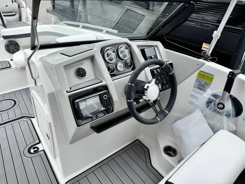 2023 Starcraft SVX 210 OB