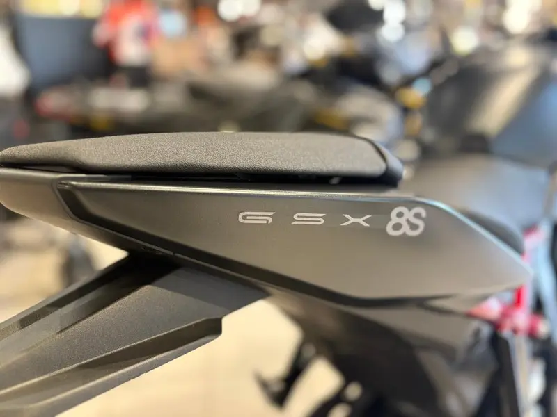 2025 Suzuki GSX-8S