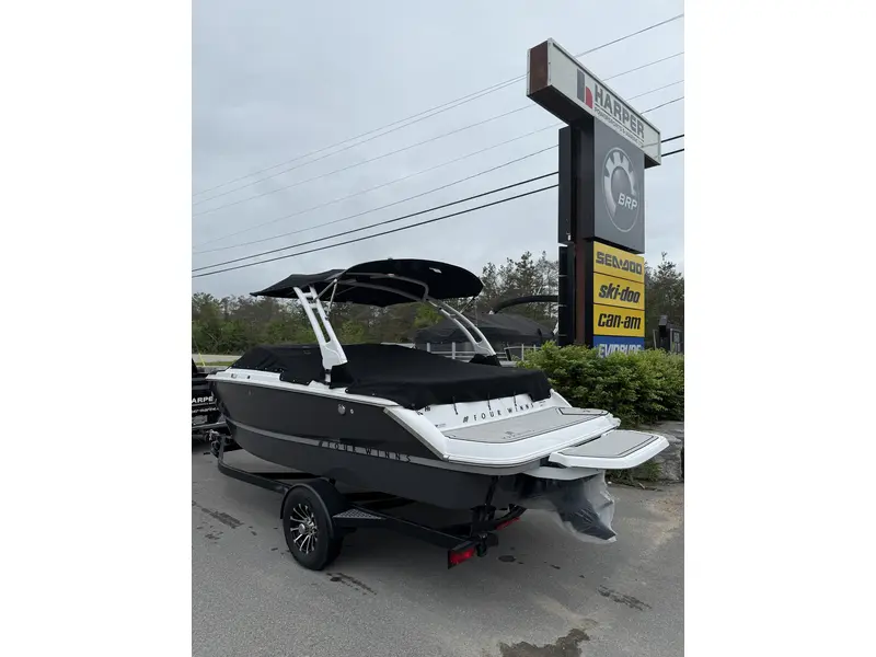Four Winns H1 MERCRUISER 4.5L 2025