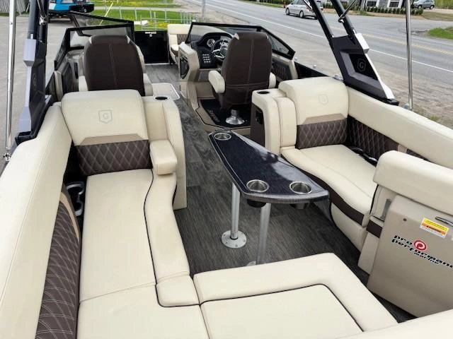 2023 Godfrey Marine Sanpan 2700 Ulw alt