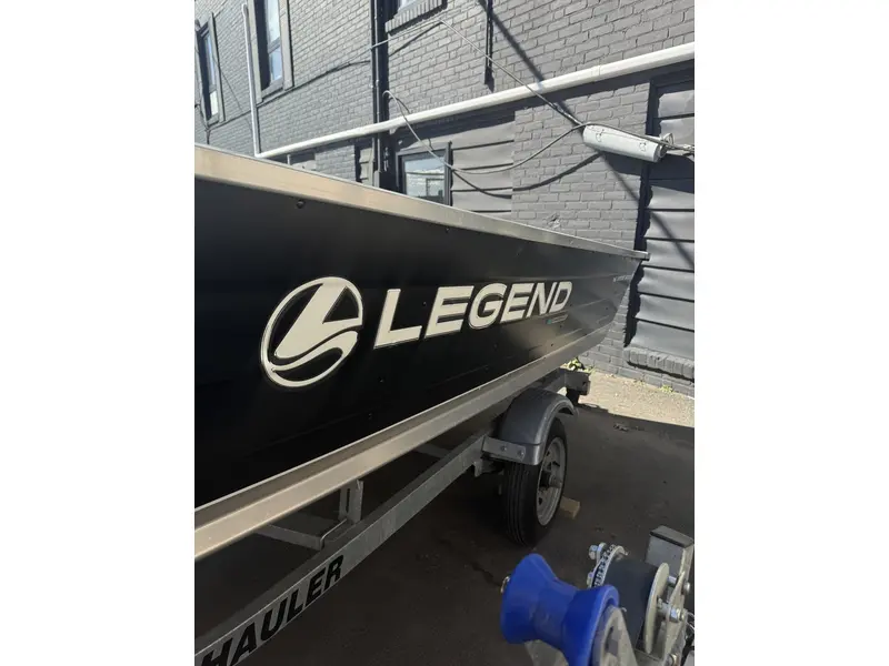 Legend 16 Widebody LS - $39.95 weekly Oac 2023