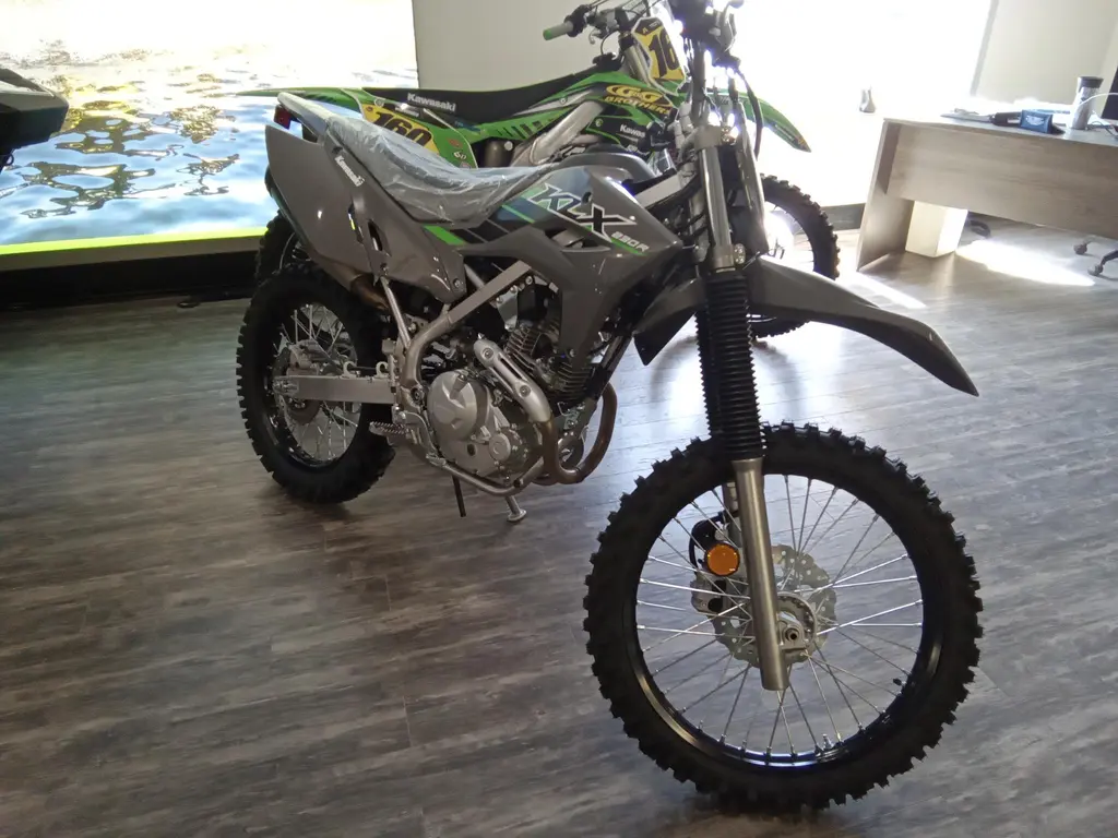 Kawasaki KLX230R  2025