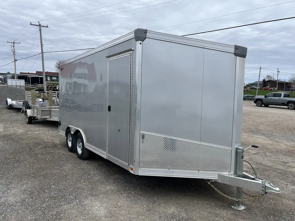 Ideal Cargo IDEV8516TA  2025