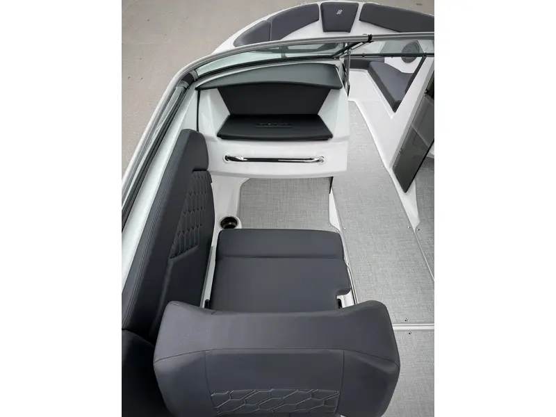 Four Winns H1 MERCRUISER 4.5L 2025