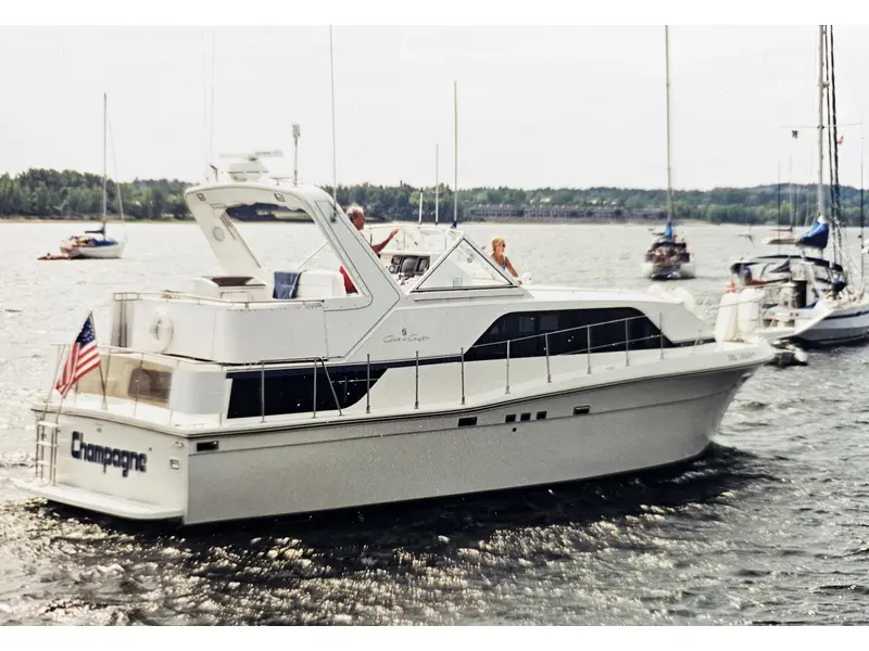 Chris-Craft Catalina 381 1989