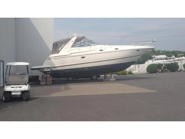 Cruisers Yachts 3870 2002