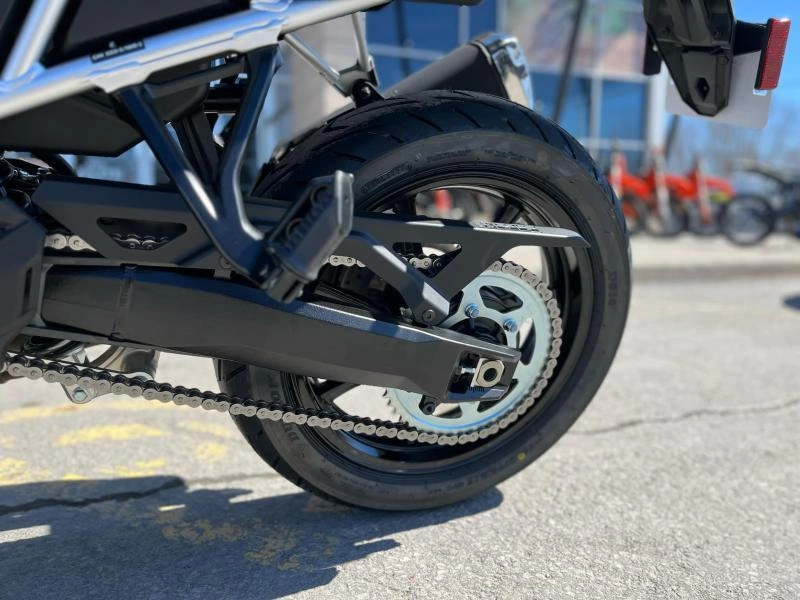 Suzuki V-strom 800 2025 alt