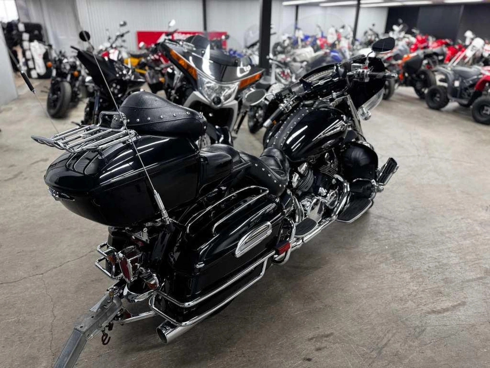 Yamaha Royal Star Venture 2002 alt
