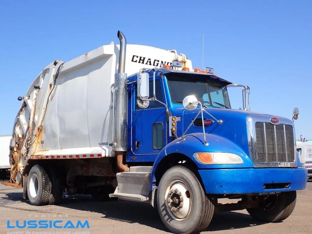 2013 Peterbilt 337