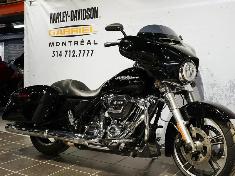 2019 Harley-Davidson Street Glide FLHX
