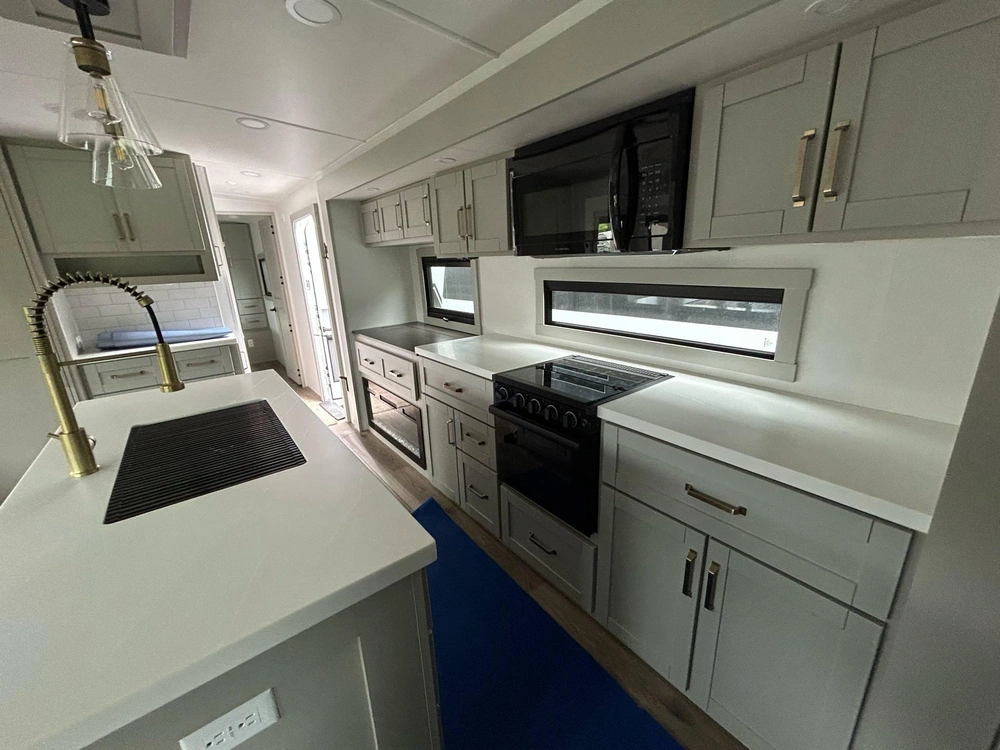 Brinkley Rv Z-air 285 2024 alt