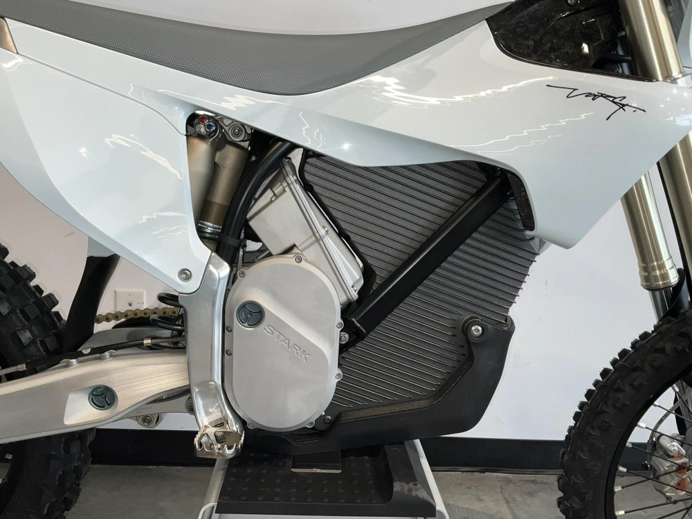 Stark Future Mx 2024 alt