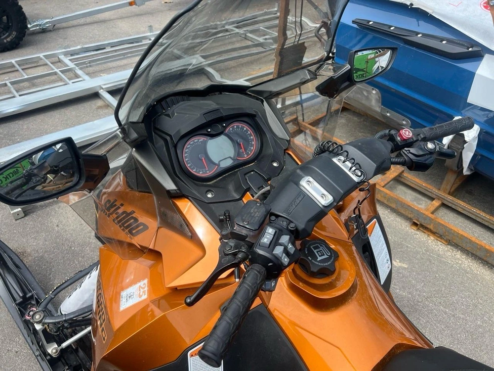 Ski-doo Grand Touring 1200 2017 alt