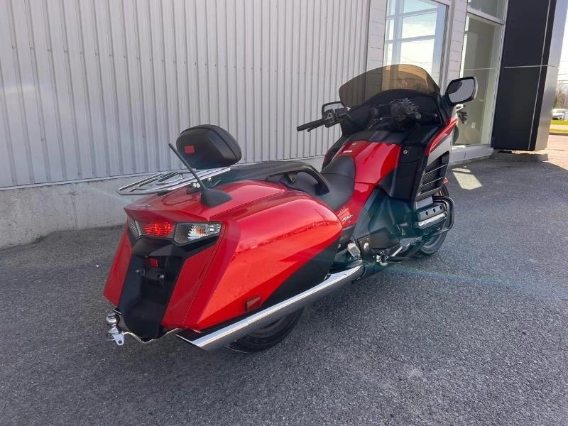 Honda Gold Wing F6b 2014 alt