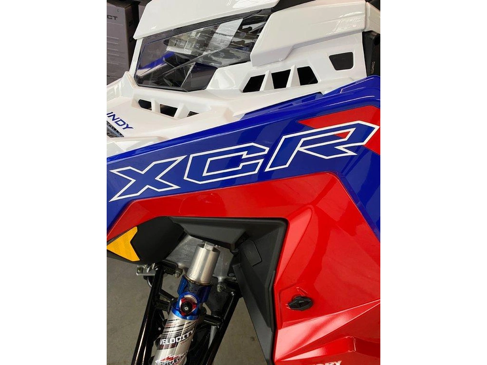 2024 Polaris Sno 850 Indy Xcr 136 alt