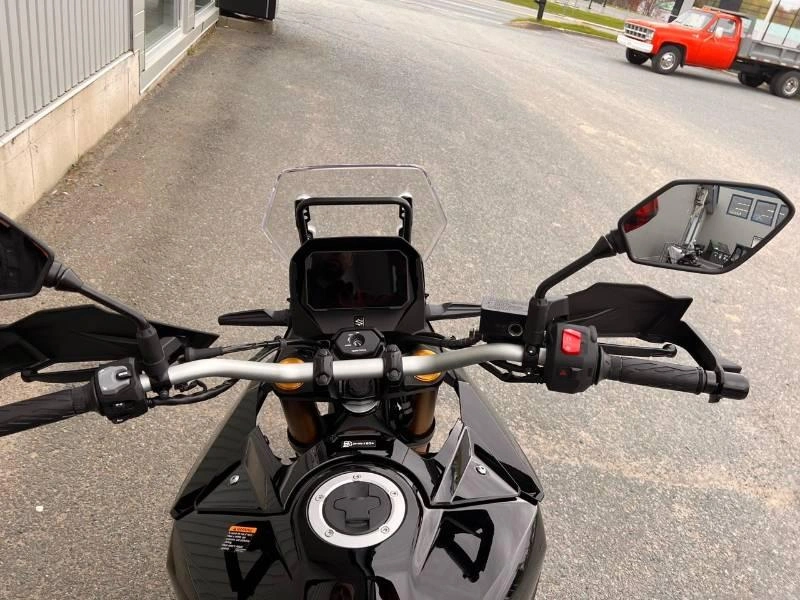 Suzuki V-strom 800de 2025 alt