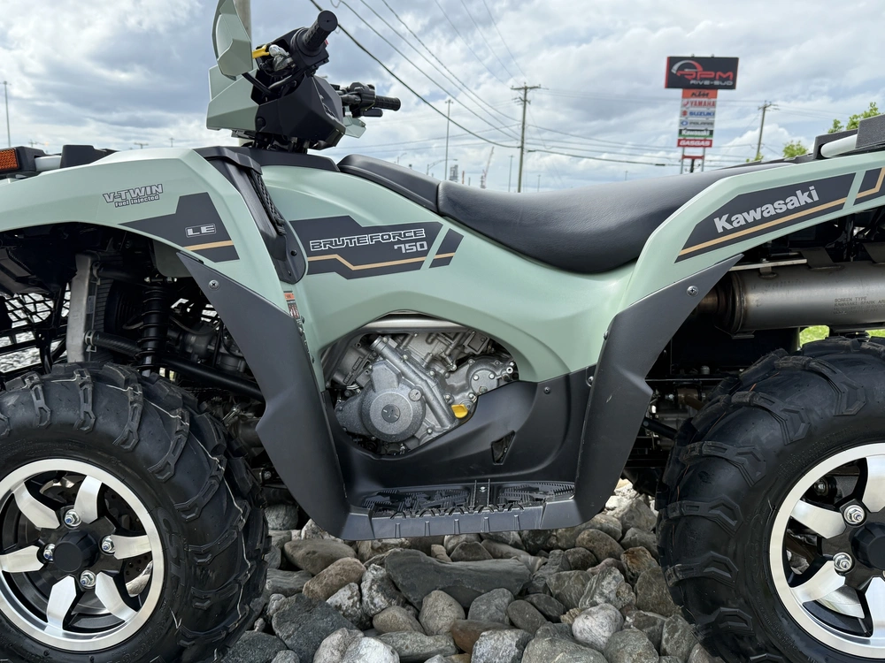 2025 Kawasaki Brute Force Kvf750 Eps Le *0.99%/60 Mois💳 alt