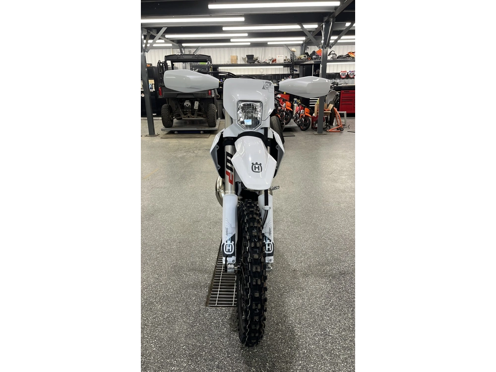 Husqvarna Te 300 Pro 2025 alt
