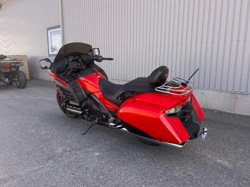 Honda Gold Wing F6b 2014 alt
