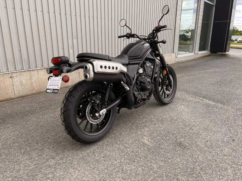 2025 Honda Scl500 Abs alt