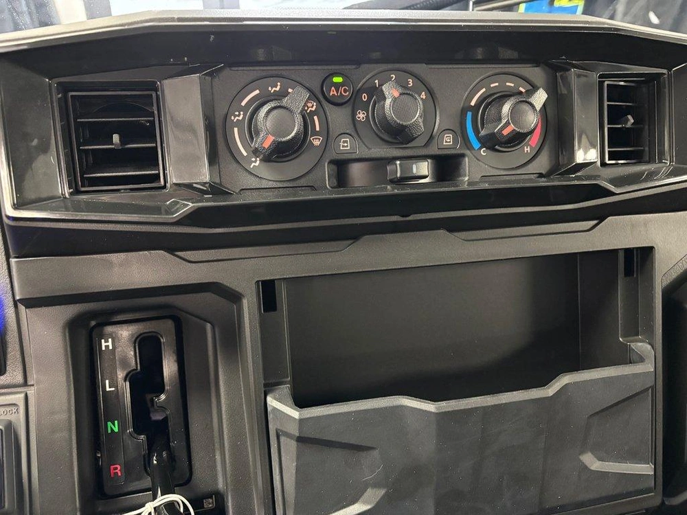 2025 Kawasaki Ridge Crew Hvac alt