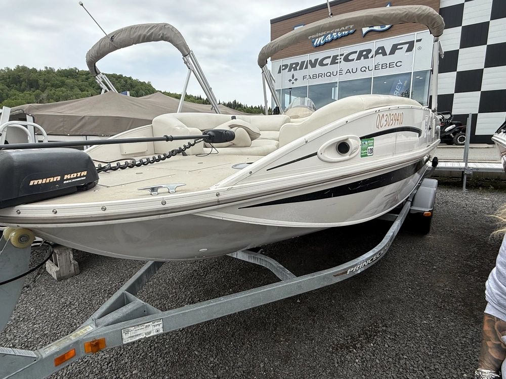 2011 Princecraft Ventura 224 alt