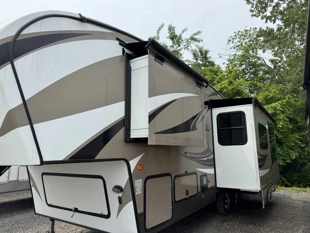 2015 Keystone Rv Cougar (fw) 27rks alt