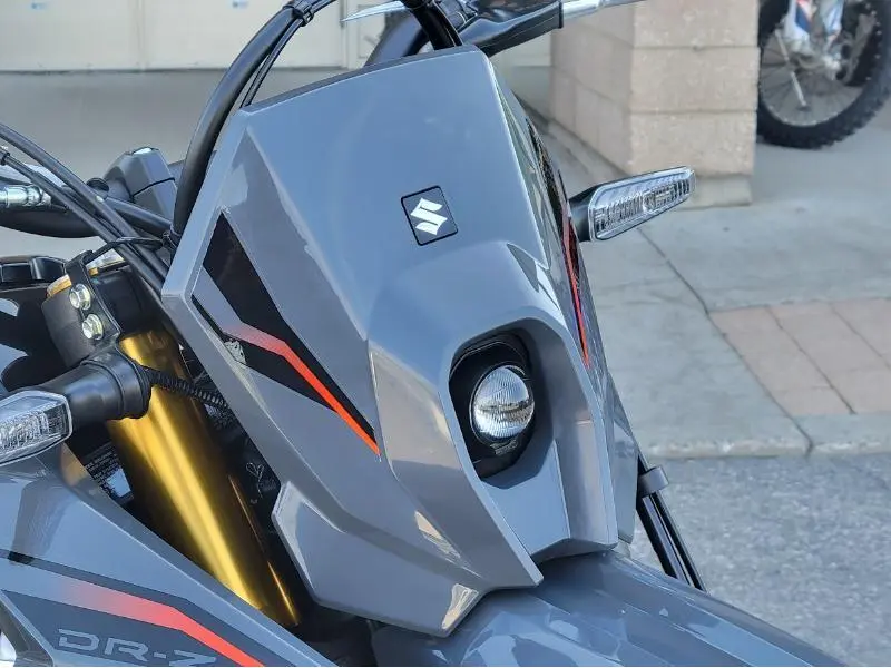 2025 Suzuki DR-Z4S thumbnail 7