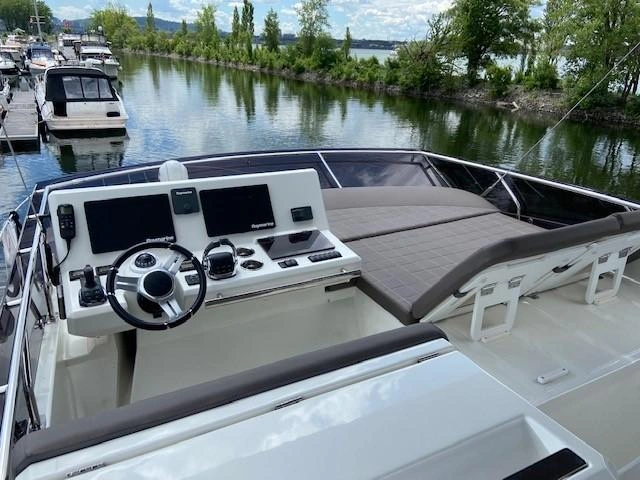 Prestige Yachts 520 Fly 2018 alt