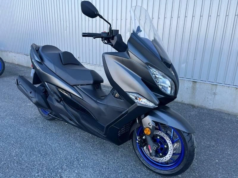 2024 Suzuki Burgman 400 alt