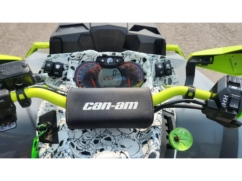 2019 Can-Am OUTLANDER XMR 1000 CUSTOM