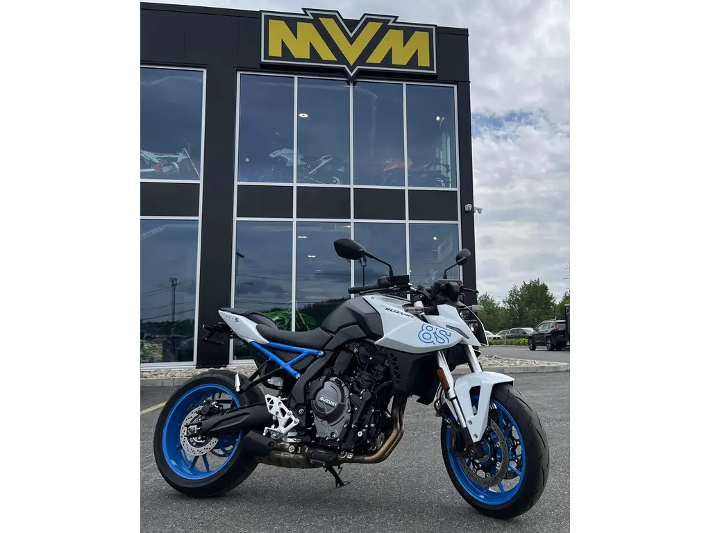2023 Suzuki GSX 800 R
