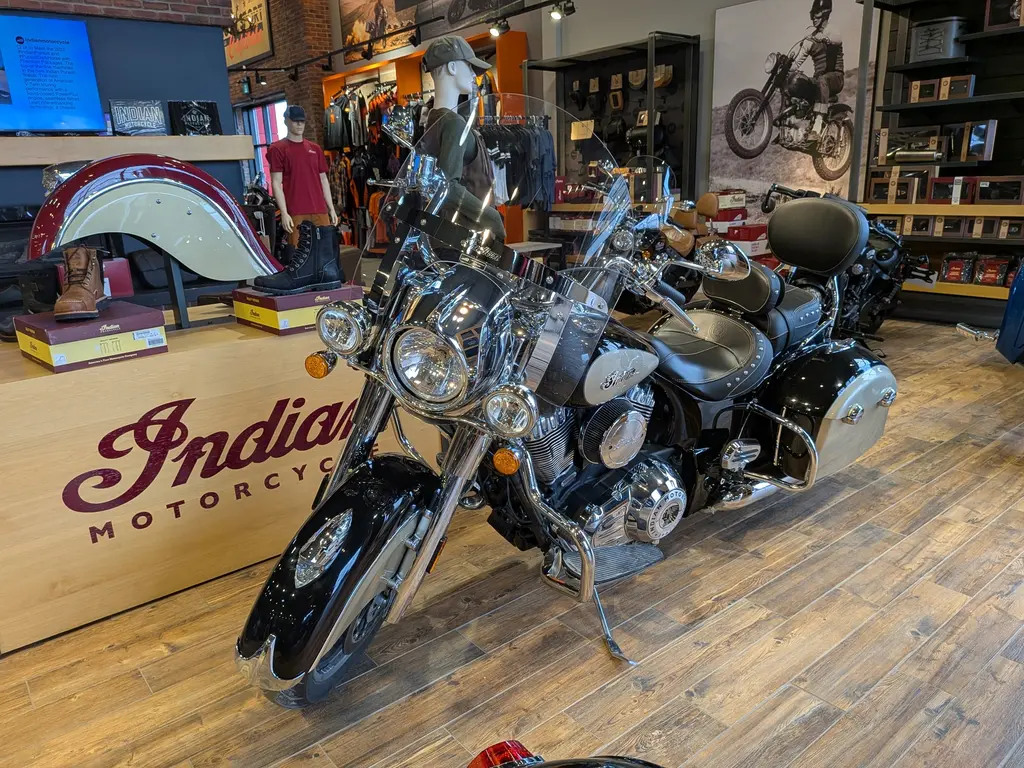 2022 Indian Motorcycle Springfield