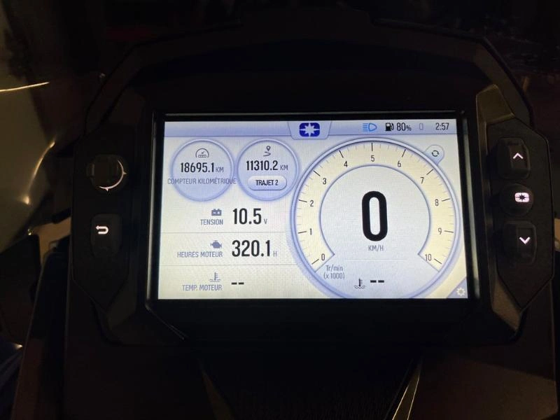 Polaris 850 Indy Vr1 137 2021 alt